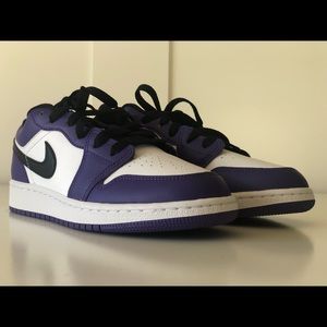 Air Jordan shoes Low 1 Court Purple size 5.5Y